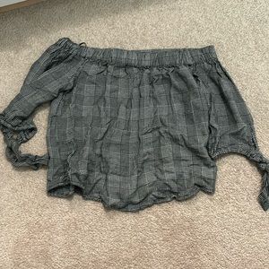 Dex off the shoulder blouse